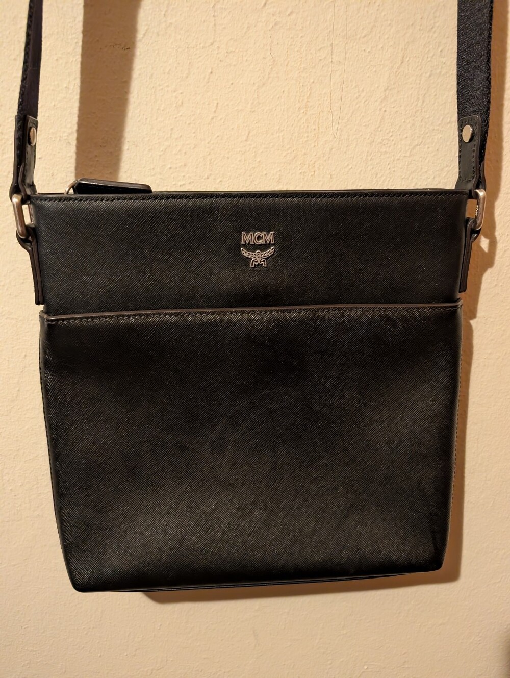 MCM Crossbody Black Leather Crossbody Bag In Excellent Condition!